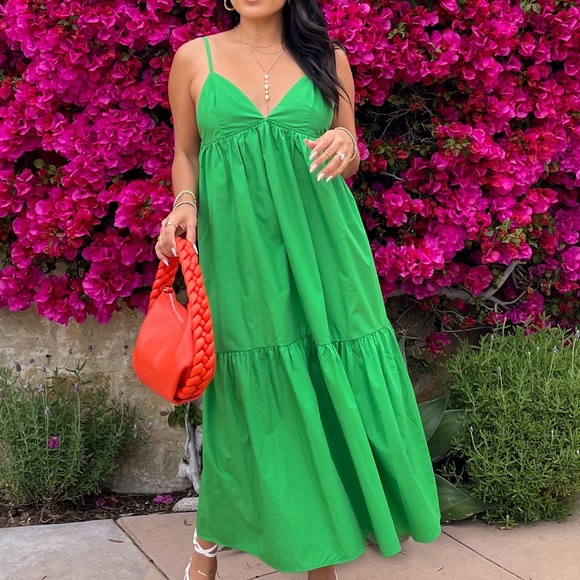 Forever 21 Dresses & Skirts - Green Maxi Dress